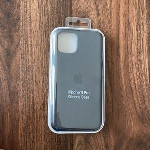 iPhone 11 Pro Silicone Case || Like New - No Flaws